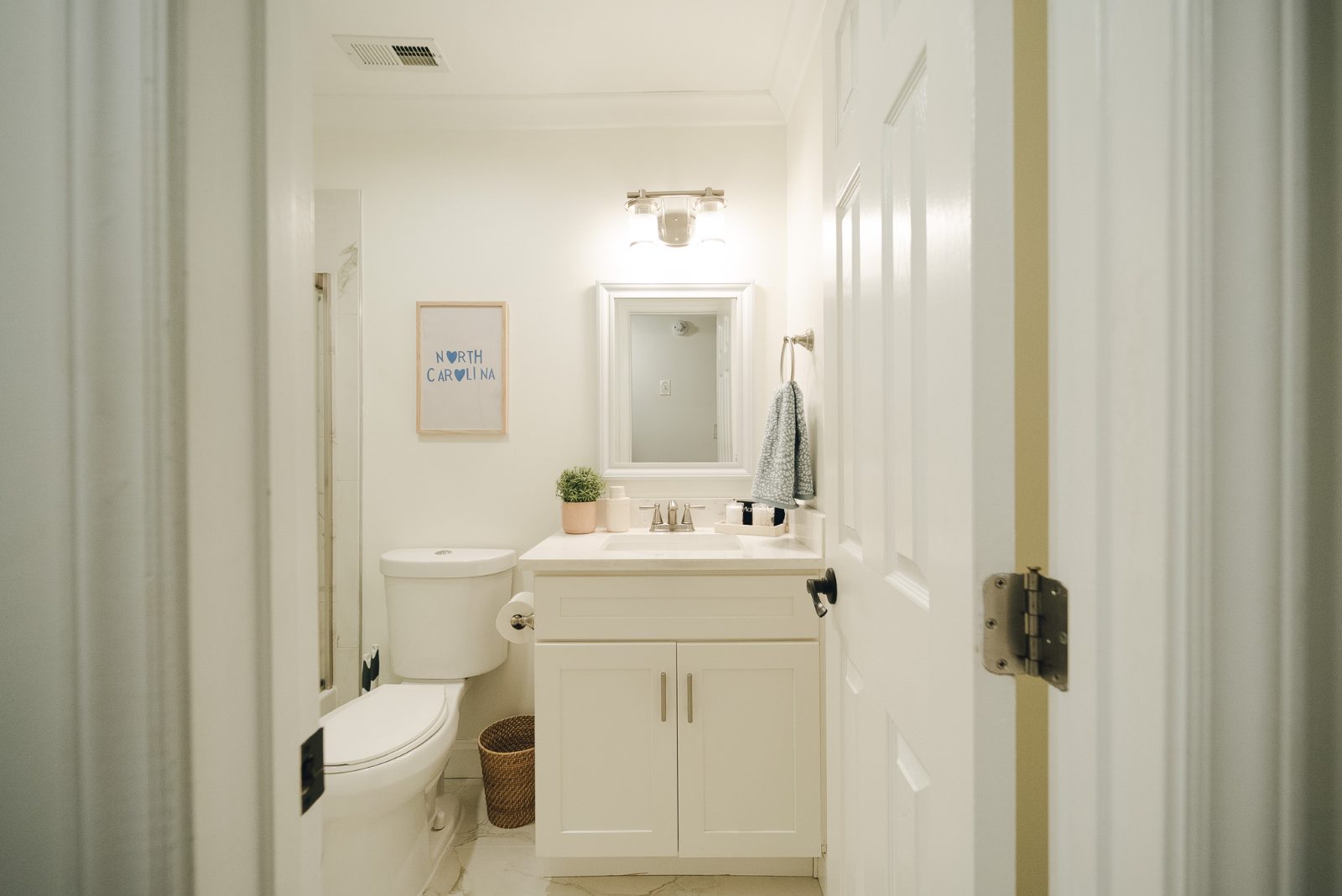 Real Estate photography by Flixroy Media, Charlotte NC — 9